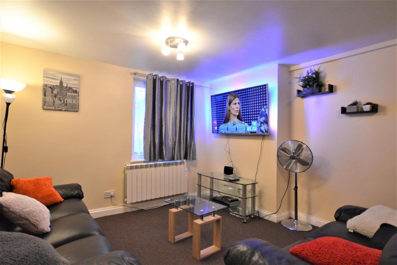 London Zone 2 Lovely 4 Bedroom Apartment - 3 Trowbridge Road Zewnętrze zdjęcie