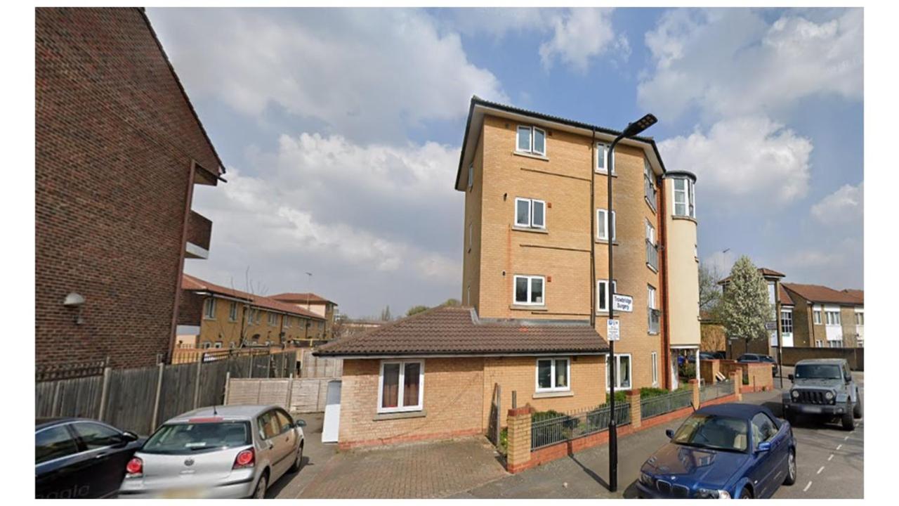 London Zone 2 Lovely 4 Bedroom Apartment - 3 Trowbridge Road Zewnętrze zdjęcie
