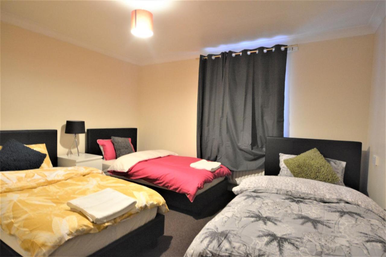 London Zone 2 Lovely 4 Bedroom Apartment - 3 Trowbridge Road Zewnętrze zdjęcie