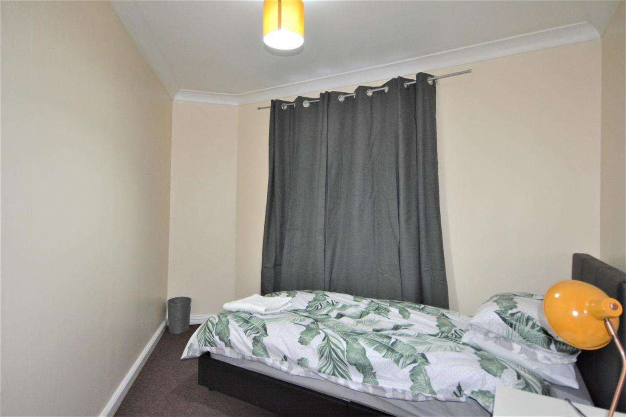 London Zone 2 Lovely 4 Bedroom Apartment - 3 Trowbridge Road Zewnętrze zdjęcie