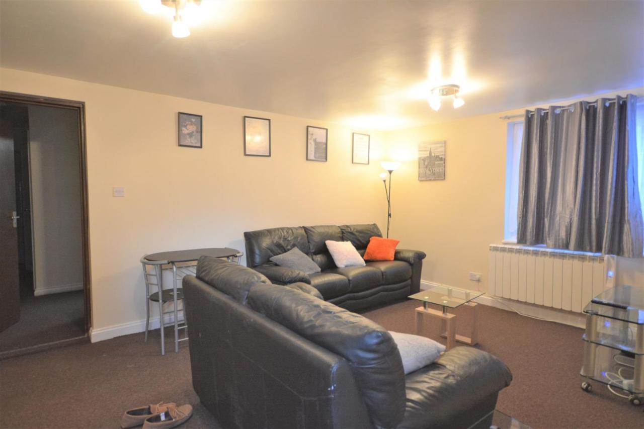 London Zone 2 Lovely 4 Bedroom Apartment - 3 Trowbridge Road Zewnętrze zdjęcie